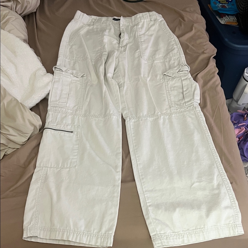 Aeropostale Men's Light Cargo Pants